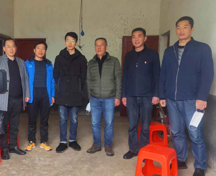 邵阳广益世才学校爱心助学温暖北大学子